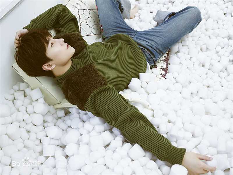 吴念真(Wen-ching Wu)最新首部集《自在·YOUNG》壁纸