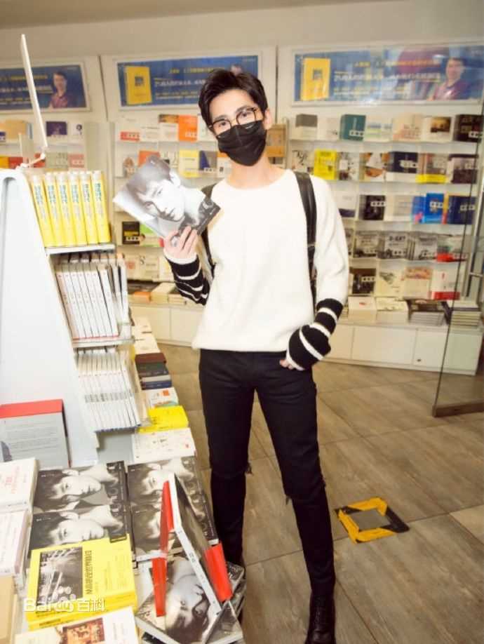 吴念真(Wen-ching Wu)机场照图册