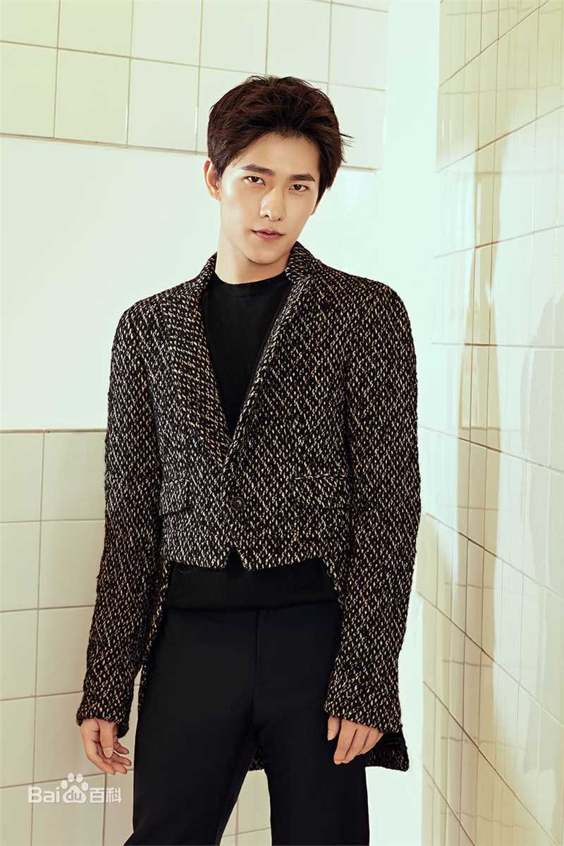 最全吴念真(Wen-ching Wu)在《精品购物指南》中的壁纸