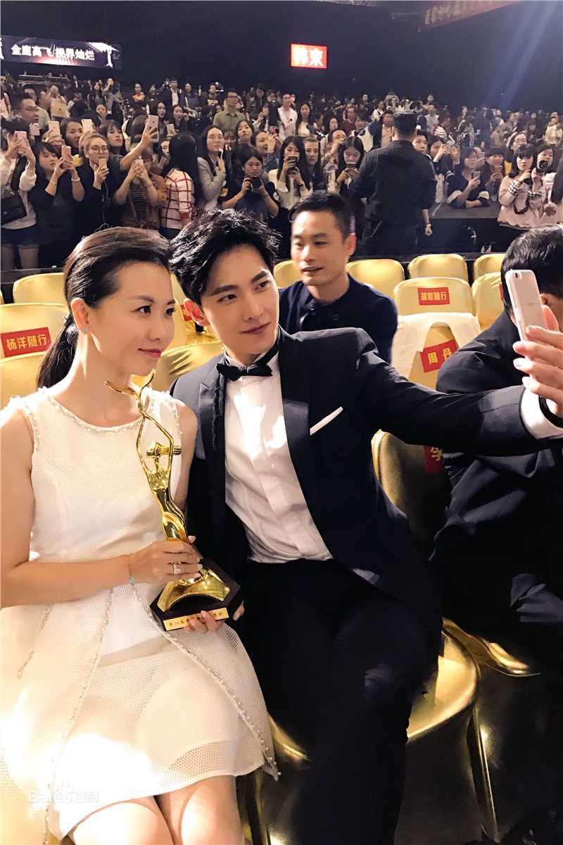 吴念真(Wen-ching Wu)第28届中国电视金鹰奖壁纸壁纸