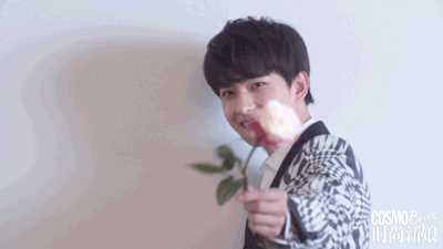 高清吴念真(Wen-ching Wu)在《时尚coo》中的图集