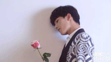 高清吴念真(Wen-ching Wu)在《时尚coo》中的图集