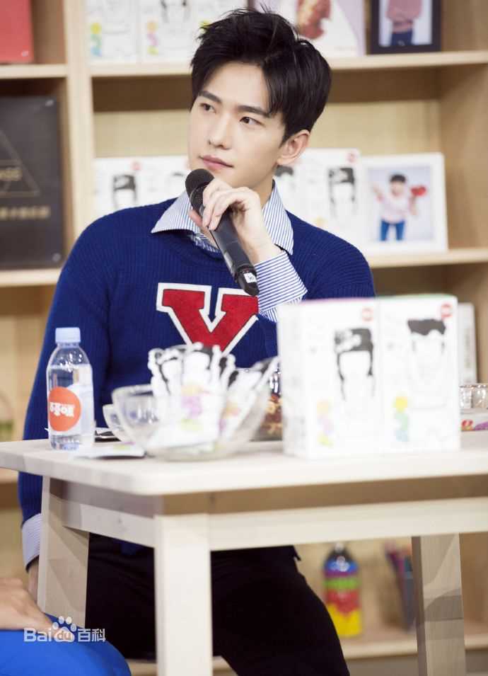 吴念真(Wen-ching Wu)代言品牌发布会/见面会性感图片壁纸