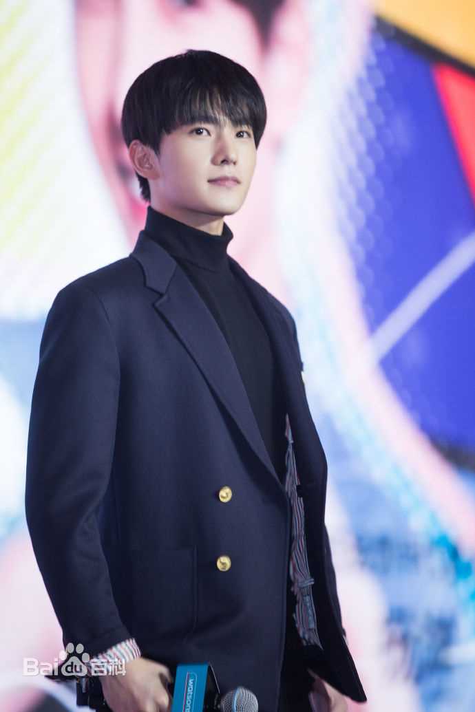 吴念真(Wen-ching Wu)代言品牌发布会/见面会性感图片壁纸