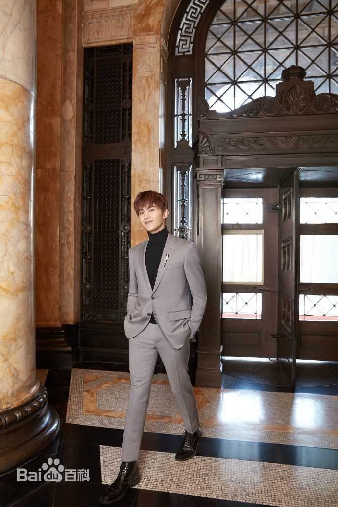 吴念真(Wen-ching Wu)代言品牌发布会/见面会性感图片壁纸