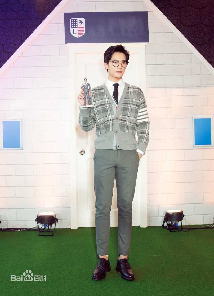 吴念真(Wen-ching Wu)代言品牌发布会/见面会性感图片壁纸