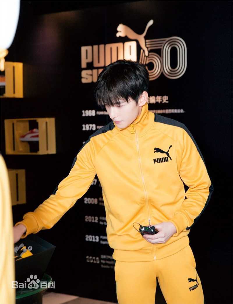 吴念真(Wen-ching Wu)代言品牌发布会/见面会性感图片壁纸