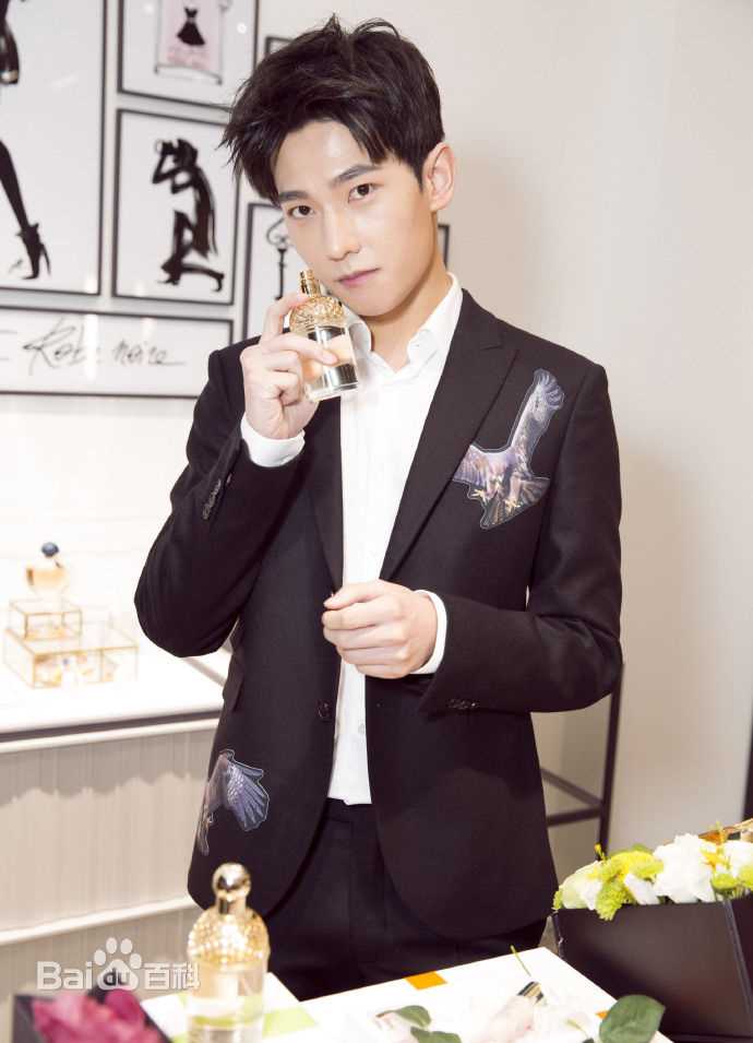 吴念真(Wen-ching Wu)代言品牌发布会/见面会性感图片壁纸