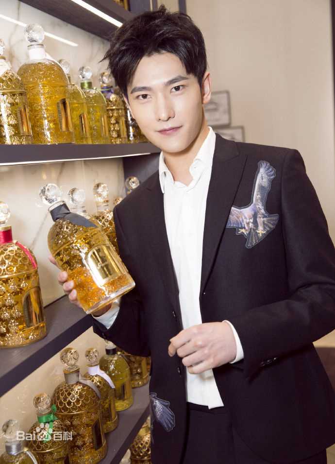 吴念真(Wen-ching Wu)代言品牌发布会/见面会性感图片壁纸