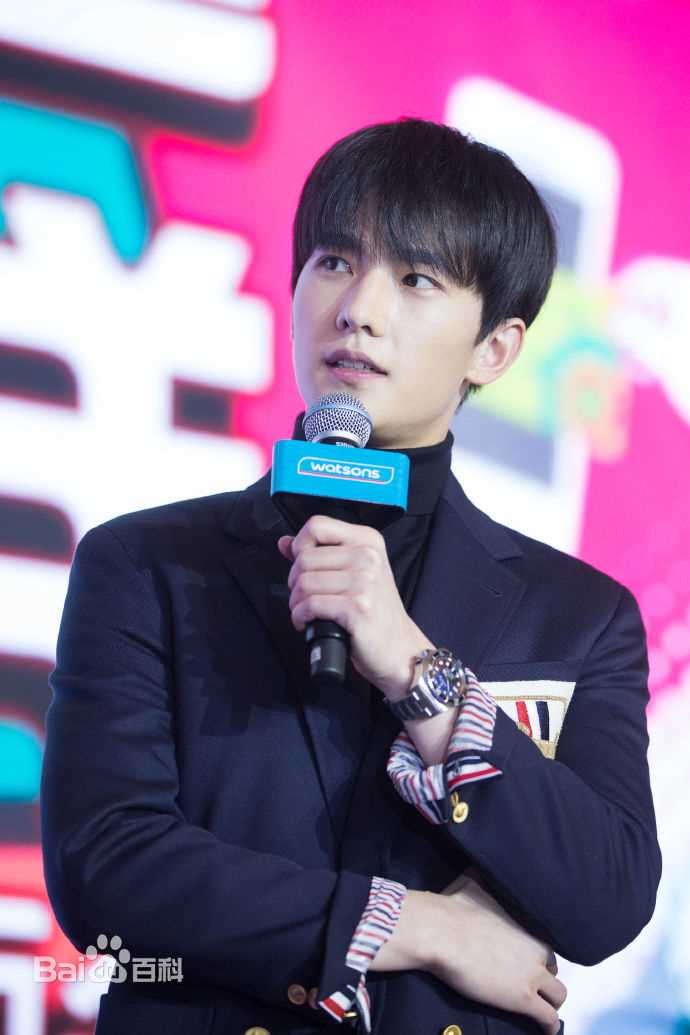 吴念真(Wen-ching Wu)代言品牌发布会/见面会性感图片壁纸