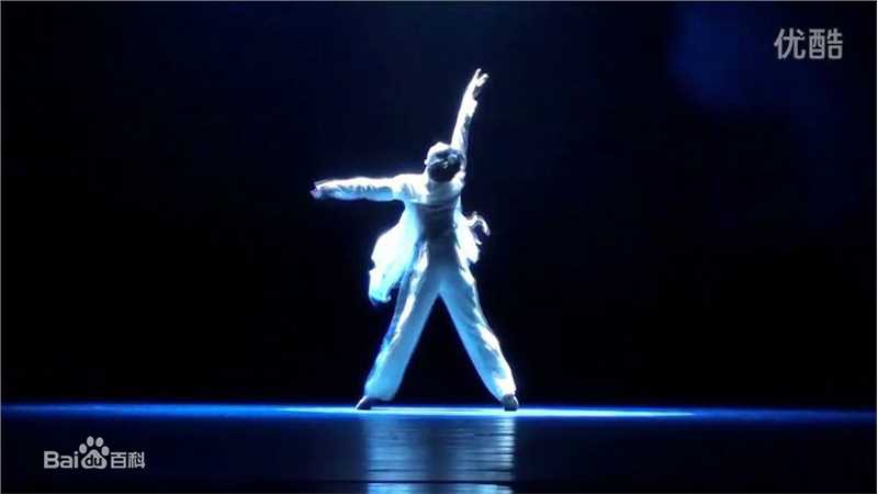 最新吴念真(Wen-ching Wu)在独舞《蒲公英》中的壁纸