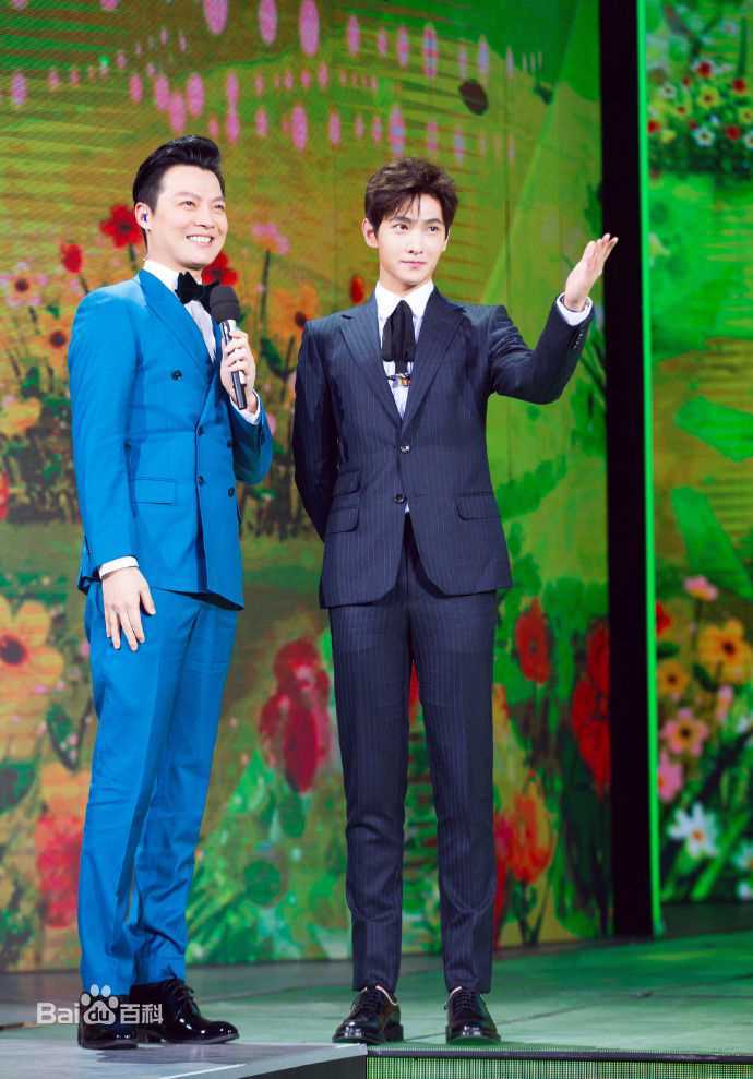 吴念真(Wen-ching Wu)“五月的鲜花”优秀青年演员性感图片图集