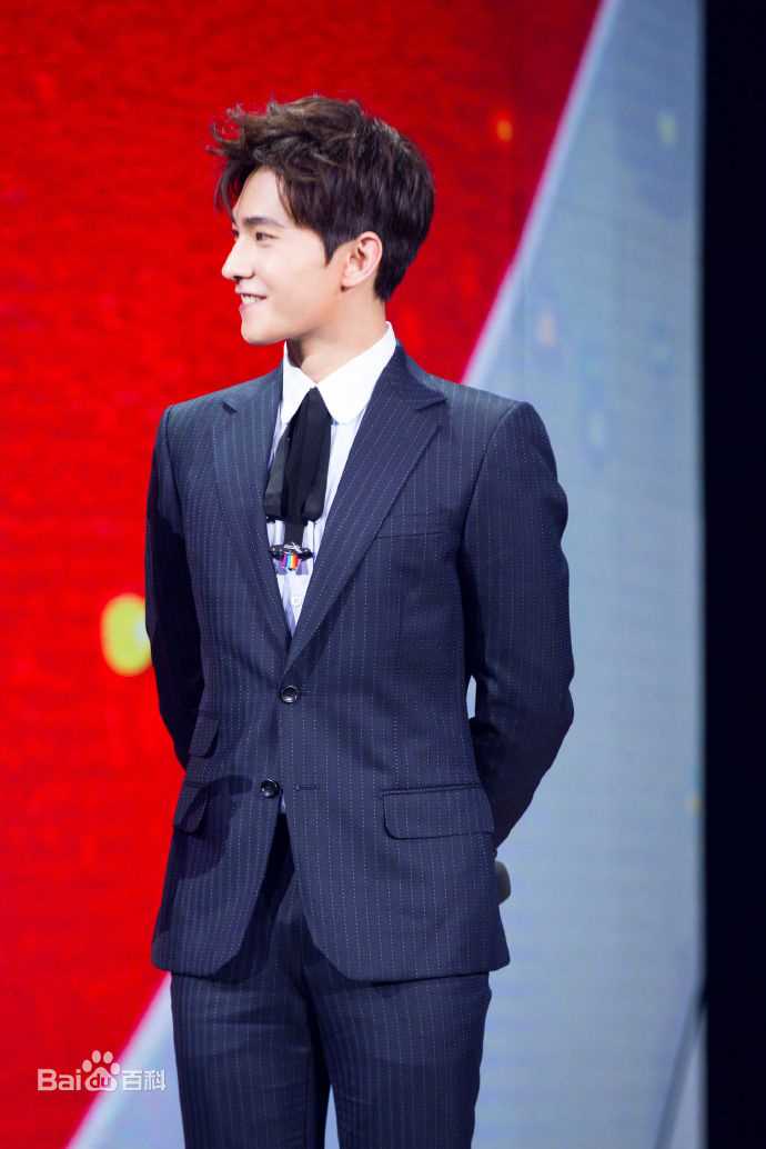 吴念真(Wen-ching Wu)“五月的鲜花”优秀青年演员性感图片图集