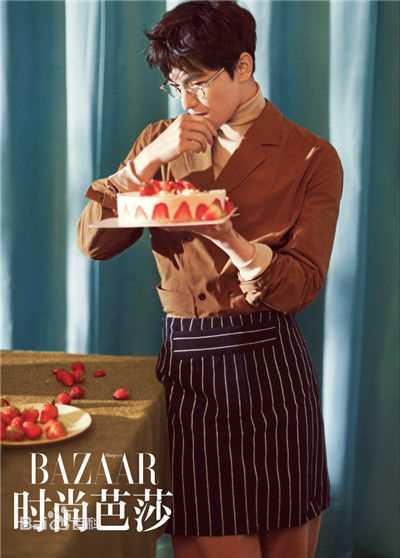 最新吴念真(Wen-ching Wu)在《时尚芭莎》中的壁纸