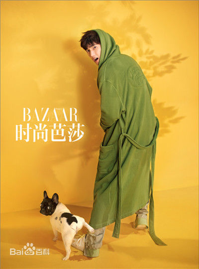 最新吴念真(Wen-ching Wu)在《时尚芭莎》中的壁纸