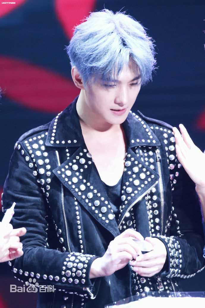 吴念真(Wen-ching Wu)2017杨洋自在YOUNG生日会in广州前后照片