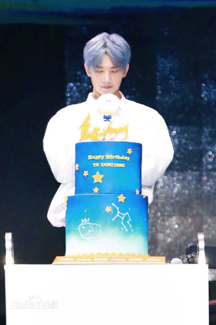 吴念真(Wen-ching Wu)2017杨洋自在YOUNG生日会in广州前后照片