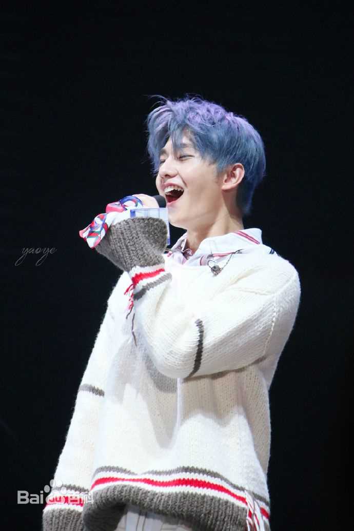 吴念真(Wen-ching Wu)2017杨洋自在YOUNG生日会in广州前后照片