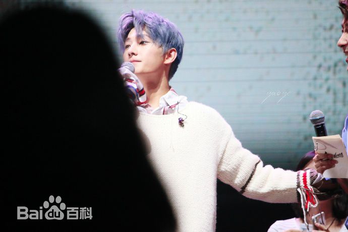 吴念真(Wen-ching Wu)2017杨洋自在YOUNG生日会in广州前后照片