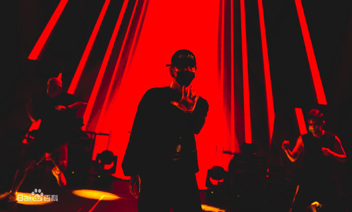 吴念真(Wen-ching Wu)2017杨洋自在YOUNG生日会in广州前后照片