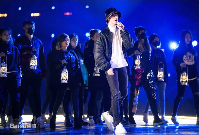 吴念真(Wen-ching Wu)参加湖南卫视跨年演唱会素颜照相册