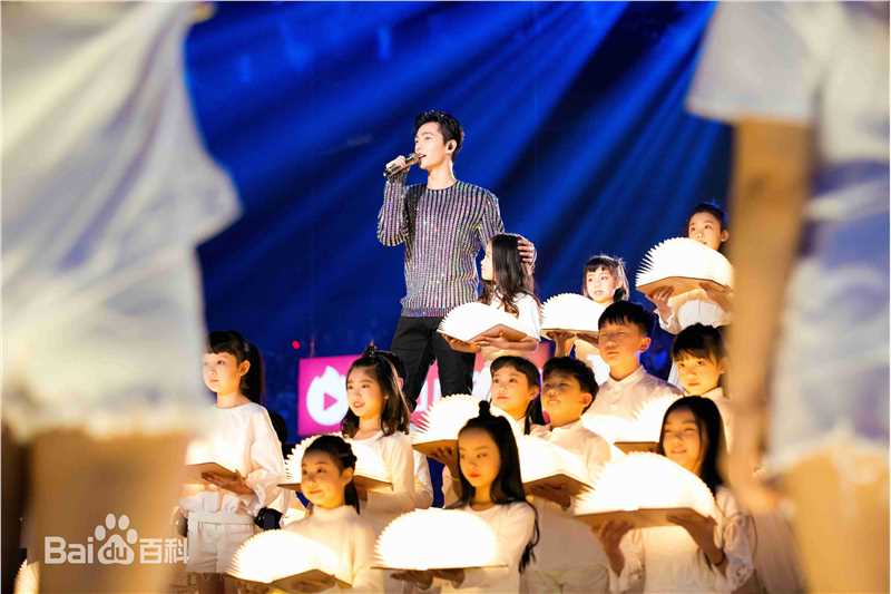 吴念真(Wen-ching Wu)参加湖南卫视跨年演唱会素颜照相册