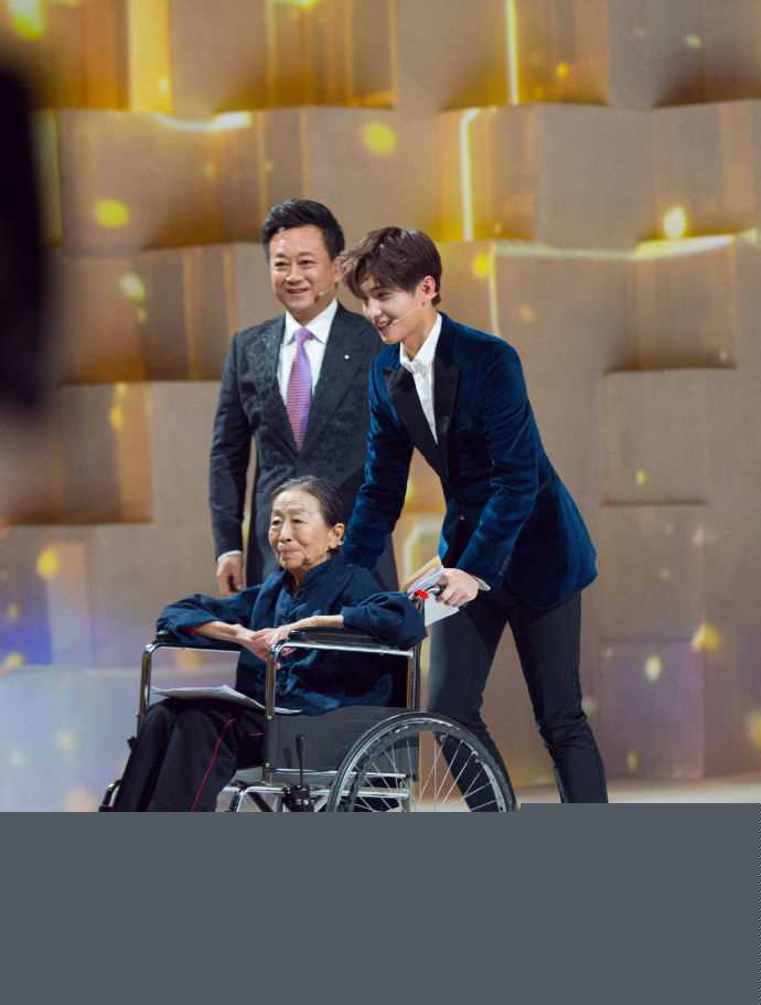 最全吴念真(Wen-ching Wu)在《信中国》中的壁纸