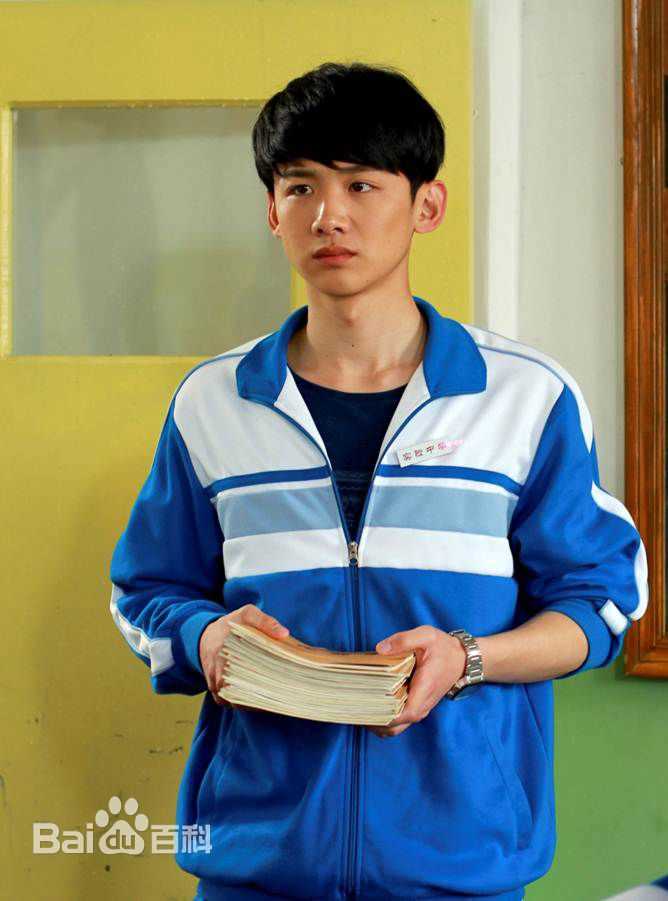 最新白敬亭在《匆匆那年》乔燃中的图集