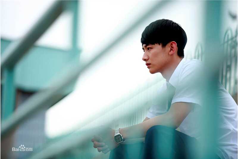 最新白敬亭在《匆匆那年》乔燃中的图集