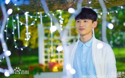 最新白敬亭在《旋风少女》喻初原中的图集