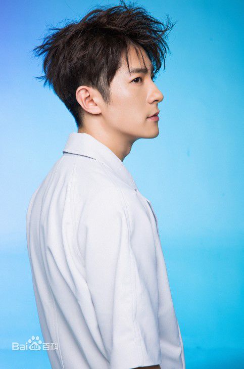 季肖冰杂志娱乐