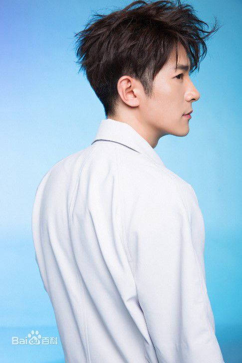 季肖冰杂志娱乐