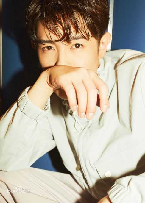 季肖冰高清杂志《宅人时刻》图集