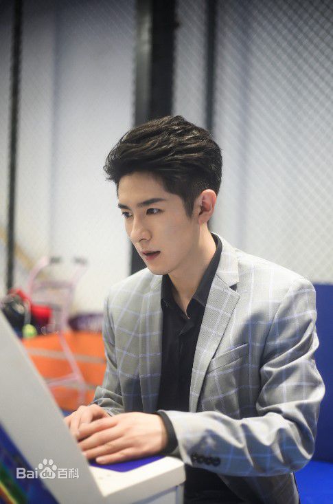 季肖冰最全壁纸