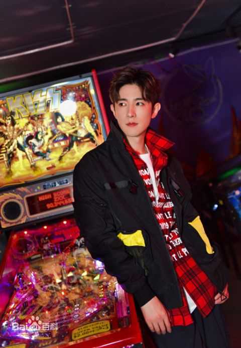 季肖冰picku街拍图册