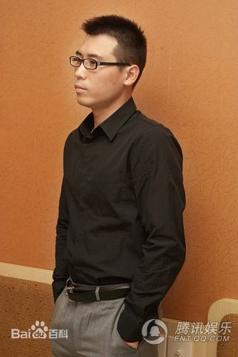 李乃文(Li Naiwen)最新照壁纸