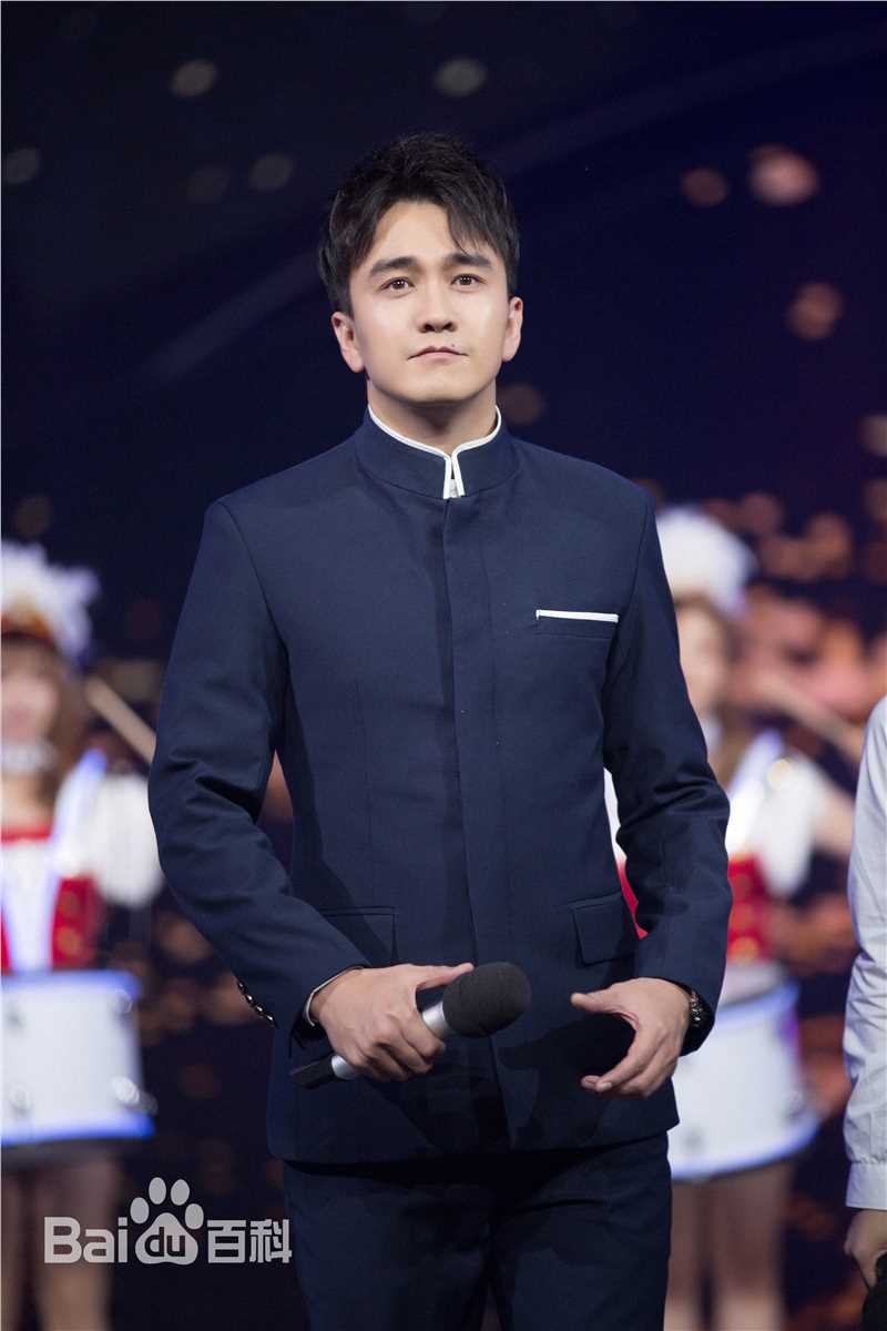 翟天临综艺活动前后照片