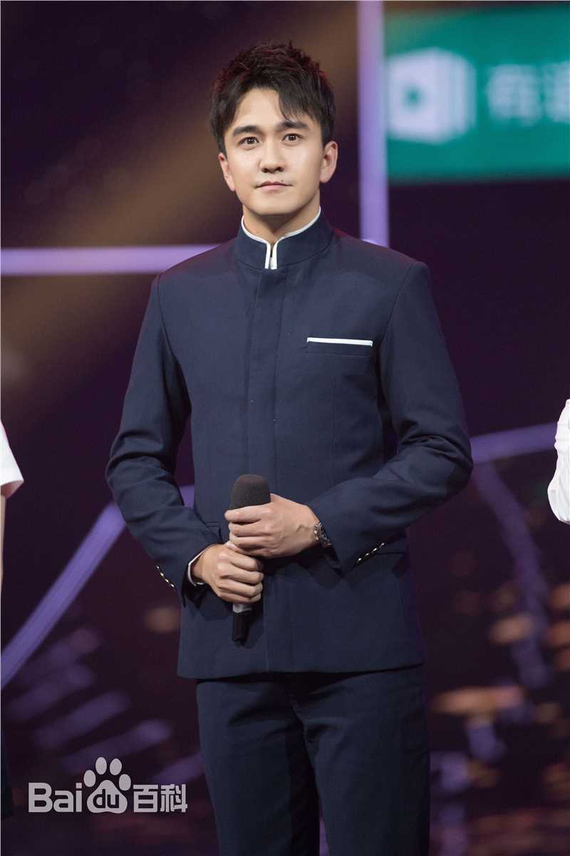 翟天临综艺活动前后照片