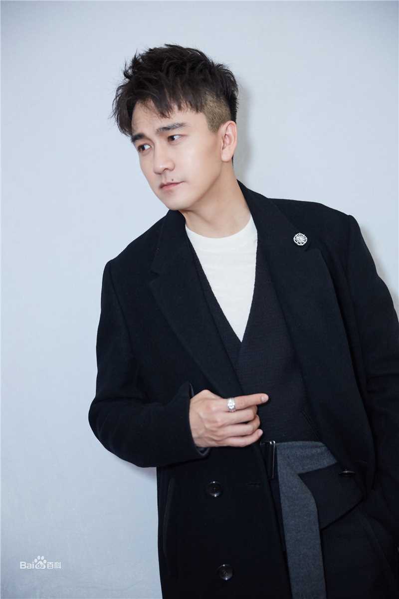 翟天临出席活动图册