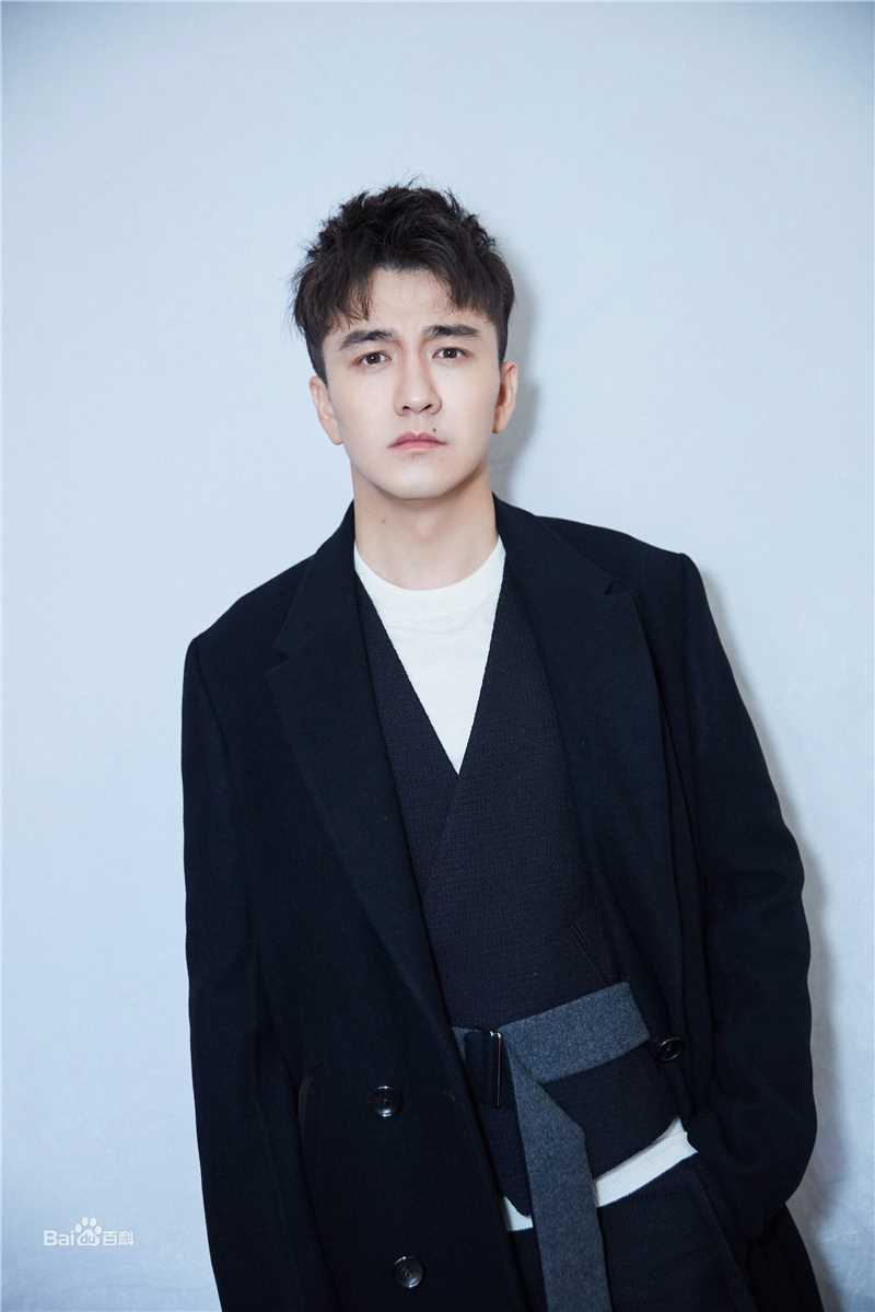 最优质翟天临生活照