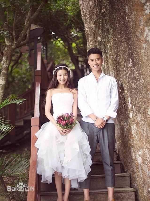 王雷(Wang Lei)和李小萌前后照片