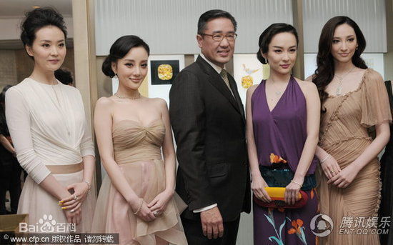 李小璐(Jacqueline Lulu Li/Li XiaoLu)上海Tiffany之行素颜照相册