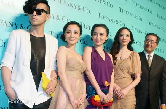 李小璐(Jacqueline Lulu Li/Li XiaoLu)上海Tiffany之行素颜照相册