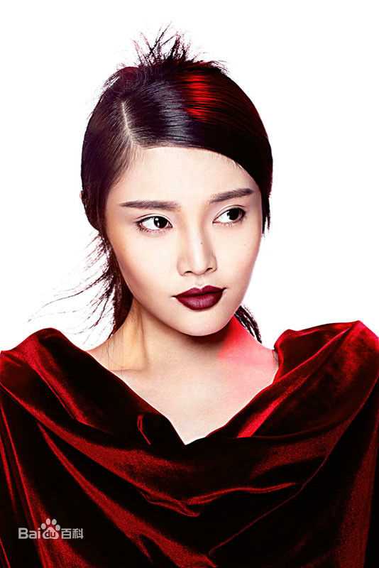 徐冬冬(Raquel)时尚大片素颜照相册