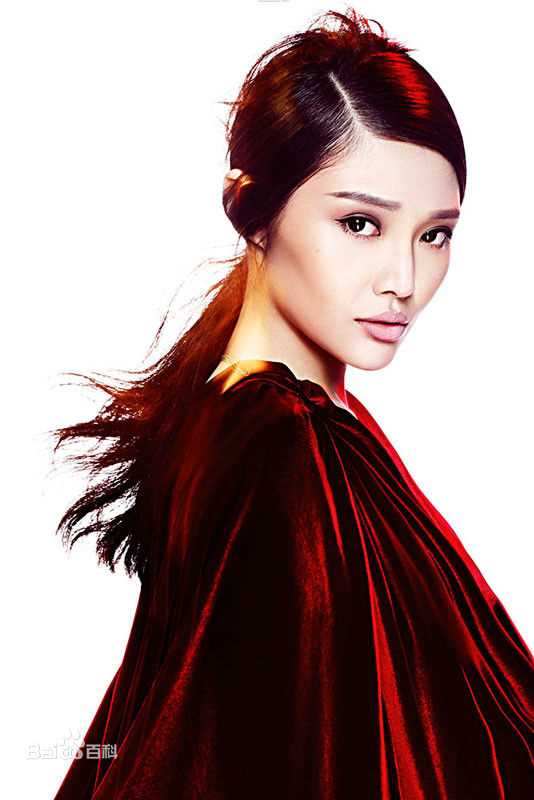 徐冬冬(Raquel)时尚大片素颜照相册