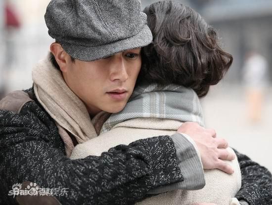 杨雪2009年《烟雨斜阳》最新剧照