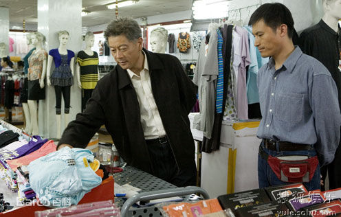 巫刚《生于一九四九》高清剧照