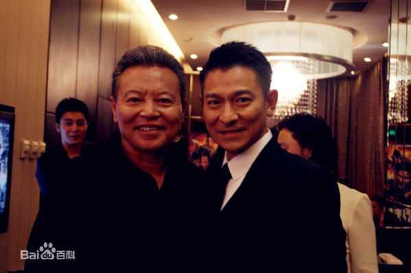 赵小锐解救吾先生前后照片