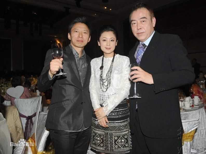 陈凯歌(Chen Kaige)2011阳光慈善晚宴性感图片图集