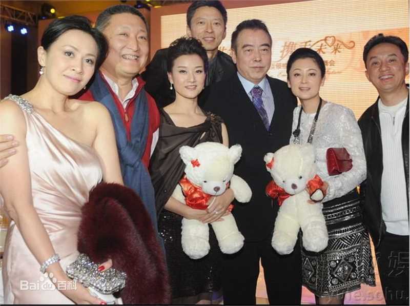 陈凯歌(Chen Kaige)2011阳光慈善晚宴性感图片图集